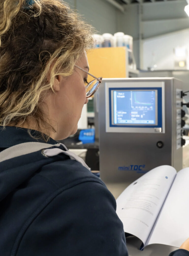 {"type":"elementor","siteurl":"https://membrapure.de/wp-json/","elements":[{"id":"e0e54e8","elType":"widget","isInner":false,"isLocked":false,"settings":{"image":{"url":"https://membrapure.de/wp-content/uploads/2025/09/miniTOC2_inaction.png","id":40450,"size":"","alt":"miniTOC2_inaction","source":"library"},"image_size":"medium_large","_margin":{"unit":"px","top":"0","right":"0","bottom":"0","left":"0","isLinked":false},"element_pack_widget_tooltip_text":"This is Tooltip","element_pack_widget_effect_transition_duration":"300","element_pack_widget_effect_transition_easing":"ease-out","image_custom_dimension":{"width":"","height":""},"caption_source":"none","caption":"","link_to":"none","link":{"url":"","is_external":"","nofollow":"","custom_attributes":""},"open_lightbox":"default","events_tracker_for_elementor_gtag":"","events_tracker_for_elementor_gtag_category":"","events_tracker_for_elementor_gtag_action":"","events_tracker_for_elementor_gtag_label":"","events_tracker_for_elementor_adwords":"","events_tracker_for_elementor_adwords_label":"","events_tracker_for_elementor_adwords_currency":"RUB","events_tracker_for_elementor_adwords_value":0,"events_tracker_for_elementor_analytics":"","events_tracker_for_elementor_analytics_category":"","events_tracker_for_elementor_analytics_action":"","events_tracker_for_elementor_analytics_label":"","events_tracker_for_elementor_gtm":"","events_tracker_for_elementor_gtm_css_id":"","events_tracker_for_elementor_facebook":"","events_tracker_for_elementor_facebook_event_name":"ViewContent","events_tracker_for_elementor_facebook_event_name_custom":"","events_tracker_for_elementor_yandex_metrika":"","events_tracker_for_elementor_yandex_metrika_event_name":"","events_tracker_for_elementor_vkontakte":"","events_tracker_for_elementor_vkontakte_event_name":"","align":"center","align_tablet":"","align_mobile":"","width":{"unit":"%","size":"","sizes":[]},"width_tablet":{"unit":"%","size":"","sizes":[]},"width_mobile":{"unit":"%","size":"","sizes":[]},"space":{"unit":"%","size":70,"sizes":[]},"space_tablet":{"unit":"%","size":"","sizes":[]},"space_mobile":{"unit":"%","size":"","sizes":[]},"height":{"unit":"px","size":"","sizes":[]},"height_tablet":{"unit":"px","size":"","sizes":[]},"height_mobile":{"unit":"px","size":"","sizes":[]},"object-fit":"","object-fit_tablet":"","object-fit_mobile":"","object-position":"center center","object-position_tablet":"","object-position_mobile":"","opacity":{"unit":"px","size":"","sizes":[]},"css_filters_css_filter":"","css_filters_blur":{"unit":"px","size":0,"sizes":[]},"css_filters_brightness":{"unit":"px","size":100,"sizes":[]},"css_filters_contrast":{"unit":"px","size":100,"sizes":[]},"css_filters_saturate":{"unit":"px","size":100,"sizes":[]},"css_filters_hue":{"unit":"px","size":0,"sizes":[]},"opacity_hover":{"unit":"px","size":"","sizes":[]},"css_filters_hover_css_filter":"","css_filters_hover_blur":{"unit":"px","size":0,"sizes":[]},"css_filters_hover_brightness":{"unit":"px","size":100,"sizes":[]},"css_filters_hover_contrast":{"unit":"px","size":100,"sizes":[]},"css_filters_hover_saturate":{"unit":"px","size":100,"sizes":[]},"css_filters_hover_hue":{"unit":"px","size":0,"sizes":[]},"background_hover_transition":{"unit":"px","size":"","sizes":[]},"hover_animation":"","image_border_border":"","image_border_width":{"unit":"px","top":"","right":"","bottom":"","left":"","isLinked":true},"image_border_width_tablet":{"unit":"px","top":"","right":"","bottom":"","left":"","isLinked":true},"image_border_width_mobile":{"unit":"px","top":"","right":"","bottom":"","left":"","isLinked":true},"image_border_color":"","image_border_radius":{"unit":"px","top":"","right":"","bottom":"","left":"","isLinked":true},"image_border_radius_tablet":{"unit":"px","top":"","right":"","bottom":"","left":"","isLinked":true},"image_border_radius_mobile":{"unit":"px","top":"","right":"","bottom":"","left":"","isLinked":true},"image_box_shadow_box_shadow_type":"","image_box_shadow_box_shadow":{"horizontal":0,"vertical":0,"blur":10,"spread":0,"color":"rgba(0,0,0,0.5)"},"ep_image_hover_effects_on":"","hover_effects":"1","effects_color":"rgba(0, 0, 0, .1)","effets_width":{"unit":"px","size":"","sizes":[]},"effects_duration":{"unit":"ms","size":"","sizes":[]},"caption_align":"","caption_align_tablet":"","caption_align_mobile":"","text_color":"","caption_background_color":"","caption_typography_typography":"","caption_typography_font_family":"","caption_typography_font_size":{"unit":"px","size":"","sizes":[]},"caption_typography_font_size_tablet":{"unit":"px","size":"","sizes":[]},"caption_typography_font_size_mobile":{"unit":"px","size":"","sizes":[]},"caption_typography_font_weight":"","caption_typography_text_transform":"","caption_typography_font_style":"","caption_typography_text_decoration":"","caption_typography_line_height":{"unit":"px","size":"","sizes":[]},"caption_typography_line_height_tablet":{"unit":"em","size":"","sizes":[]},"caption_typography_line_height_mobile":{"unit":"em","size":"","sizes":[]},"caption_typography_letter_spacing":{"unit":"px","size":"","sizes":[]},"caption_typography_letter_spacing_tablet":{"unit":"px","size":"","sizes":[]},"caption_typography_letter_spacing_mobile":{"unit":"px","size":"","sizes":[]},"caption_typography_word_spacing":{"unit":"px","size":"","sizes":[]},"caption_typography_word_spacing_tablet":{"unit":"em","size":"","sizes":[]},"caption_typography_word_spacing_mobile":{"unit":"em","size":"","sizes":[]},"caption_text_shadow_text_shadow_type":"","caption_text_shadow_text_shadow":{"horizontal":0,"vertical":0,"blur":10,"color":"rgba(0,0,0,0.3)"},"caption_space":{"unit":"px","size":"","sizes":[]},"caption_space_tablet":{"unit":"px","size":"","sizes":[]},"caption_space_mobile":{"unit":"px","size":"","sizes":[]},"_title":"","_margin_tablet":{"unit":"px","top":"","right":"","bottom":"","left":"","isLinked":true},"_margin_mobile":{"unit":"px","top":"","right":"","bottom":"","left":"","isLinked":true},"_padding":{"unit":"px","top":"","right":"","bottom":"","left":"","isLinked":true},"_padding_tablet":{"unit":"px","top":"","right":"","bottom":"","left":"","isLinked":true},"_padding_mobile":{"unit":"px","top":"","right":"","bottom":"","left":"","isLinked":true},"_element_width":"","_element_width_tablet":"","_element_width_mobile":"","_element_custom_width":{"unit":"%","size":"","sizes":[]},"_element_custom_width_tablet":{"unit":"px","size":"","sizes":[]},"_element_custom_width_mobile":{"unit":"px","size":"","sizes":[]},"_grid_column":"","_grid_column_tablet":"","_grid_column_mobile":"","_grid_column_custom":"","_grid_column_custom_tablet":"","_grid_column_custom_mobile":"","_grid_row":"","_grid_row_tablet":"","_grid_row_mobile":"","_grid_row_custom":"","_grid_row_custom_tablet":"","_grid_row_custom_mobile":"","_element_vertical_align":"","_element_vertical_align_tablet":"","_element_vertical_align_mobile":"","_position_description":"","_position":"","_offset_orientation_h":"start","_offset_x":{"unit":"px","size":0,"sizes":[]},"_offset_x_tablet":{"unit":"px","size":"","sizes":[]},"_offset_x_mobile":{"unit":"px","size":"","sizes":[]},"_offset_x_end":{"unit":"px","size":0,"sizes":[]},"_offset_x_end_tablet":{"unit":"px","size":"","sizes":[]},"_offset_x_end_mobile":{"unit":"px","size":"","sizes":[]},"_offset_orientation_v":"start","_offset_y":{"unit":"px","size":0,"sizes":[]},"_offset_y_tablet":{"unit":"px","size":"","sizes":[]},"_offset_y_mobile":{"unit":"px","size":"","sizes":[]},"_offset_y_end":{"unit":"px","size":0,"sizes":[]},"_offset_y_end_tablet":{"unit":"px","size":"","sizes":[]},"_offset_y_end_mobile":{"unit":"px","size":"","sizes":[]},"_z_index":"","_z_index_tablet":"","_z_index_mobile":"","_element_id":"","_css_classes":"","e_display_conditions":"","jkit_transform_rotate":{"unit":"px","size":"","sizes":[]},"jkit_transform_rotate_tablet":{"unit":"px","size":"","sizes":[]},"jkit_transform_rotate_mobile":{"unit":"px","size":"","sizes":[]},"jkit_glass_blur_level":{"unit":"px","size":"","sizes":[]},"jkit_glass_blur_level_tablet":{"unit":"px","size":"","sizes":[]},"jkit_glass_blur_level_mobile":{"unit":"px","size":"","sizes":[]},"element_pack_cursor_effects_show":"","element_pack_cursor_effects_source":"default","element_pack_cursor_effects_image_src":{"url":"https://membrapure.de/wp-content/plugins/elementor/assets/images/placeholder.png","id":"","size":""},"element_pack_cursor_effects_icons":{"value":"fas fa-laugh-wink","library":"fa-solid"},"element_pack_cursor_effects_style":"ep-cursor-style-1","element_pack_cursor_effects_text_label":"","element_pack_cursor_effects_speed":{"unit":"px","size":0.075,"sizes":[]},"element_pack_cursor_effects_disable_default_cursor":"","element_pack_cursor_effects_disable_on_mobile":"","element_pack_cursor_effects_primary_color":"","element_pack_cursor_effects_primary_size":{"unit":"px","size":"","sizes":[]},"element_pack_cursor_effects_primary_size_tablet":{"unit":"px","size":"","sizes":[]},"element_pack_cursor_effects_primary_size_mobile":{"unit":"px","size":"","sizes":[]},"element_pack_cursor_effects_secondary_color":"","element_pack_cursor_effects_secondary_size":{"unit":"px","size":"","sizes":[]},"element_pack_cursor_effects_secondary_size_tablet":{"unit":"px","size":"","sizes":[]},"element_pack_cursor_effects_secondary_size_mobile":{"unit":"px","size":"","sizes":[]},"element_pack_cursor_effects_text_color":"","element_pack_cursor_effects_text_background_background":"","element_pack_cursor_effects_text_background_gradient_notice":"","element_pack_cursor_effects_text_background_color":"","element_pack_cursor_effects_text_background_color_stop":{"unit":"%","size":0,"sizes":[]},"element_pack_cursor_effects_text_background_color_stop_tablet":{"unit":"%"},"element_pack_cursor_effects_text_background_color_stop_mobile":{"unit":"%"},"element_pack_cursor_effects_text_background_color_b":"#f2295b","element_pack_cursor_effects_text_background_color_b_stop":{"unit":"%","size":100,"sizes":[]},"element_pack_cursor_effects_text_background_color_b_stop_tablet":{"unit":"%"},"element_pack_cursor_effects_text_background_color_b_stop_mobile":{"unit":"%"},"element_pack_cursor_effects_text_background_gradient_type":"linear","element_pack_cursor_effects_text_background_gradient_angle":{"unit":"deg","size":180,"sizes":[]},"element_pack_cursor_effects_text_background_gradient_angle_tablet":{"unit":"deg"},"element_pack_cursor_effects_text_background_gradient_angle_mobile":{"unit":"deg"},"element_pack_cursor_effects_text_background_gradient_position":"center center","element_pack_cursor_effects_text_background_gradient_position_tablet":"","element_pack_cursor_effects_text_background_gradient_position_mobile":"","element_pack_cursor_effects_text_background_image":{"url":"","id":"","size":""},"element_pack_cursor_effects_text_background_image_tablet":{"url":"","id":"","size":""},"element_pack_cursor_effects_text_background_image_mobile":{"url":"","id":"","size":""},"element_pack_cursor_effects_text_background_position":"","element_pack_cursor_effects_text_background_position_tablet":"","element_pack_cursor_effects_text_background_position_mobile":"","element_pack_cursor_effects_text_background_xpos":{"unit":"px","size":0,"sizes":[]},"element_pack_cursor_effects_text_background_xpos_tablet":{"unit":"px","size":0,"sizes":[]},"element_pack_cursor_effects_text_background_xpos_mobile":{"unit":"px","size":0,"sizes":[]},"element_pack_cursor_effects_text_background_ypos":{"unit":"px","size":0,"sizes":[]},"element_pack_cursor_effects_text_background_ypos_tablet":{"unit":"px","size":0,"sizes":[]},"element_pack_cursor_effects_text_background_ypos_mobile":{"unit":"px","size":0,"sizes":[]},"element_pack_cursor_effects_text_background_attachment":"","element_pack_cursor_effects_text_background_repeat":"","element_pack_cursor_effects_text_background_repeat_tablet":"","element_pack_cursor_effects_text_background_repeat_mobile":"","element_pack_cursor_effects_text_background_size":"","element_pack_cursor_effects_text_background_size_tablet":"","element_pack_cursor_effects_text_background_size_mobile":"","element_pack_cursor_effects_text_background_bg_width":{"unit":"%","size":100,"sizes":[]},"element_pack_cursor_effects_text_background_bg_width_tablet":{"unit":"px","size":"","sizes":[]},"element_pack_cursor_effects_text_background_bg_width_mobile":{"unit":"px","size":"","sizes":[]},"element_pack_cursor_effects_text_background_video_link":"","element_pack_cursor_effects_text_background_video_start":"","element_pack_cursor_effects_text_background_video_end":"","element_pack_cursor_effects_text_background_play_once":"","element_pack_cursor_effects_text_background_play_on_mobile":"","element_pack_cursor_effects_text_background_privacy_mode":"","element_pack_cursor_effects_text_background_video_fallback":{"url":"","id":"","size":""},"element_pack_cursor_effects_text_background_slideshow_gallery":[],"element_pack_cursor_effects_text_background_slideshow_loop":"yes","element_pack_cursor_effects_text_background_slideshow_slide_duration":5000,"element_pack_cursor_effects_text_background_slideshow_slide_transition":"fade","element_pack_cursor_effects_text_background_slideshow_transition_duration":500,"element_pack_cursor_effects_text_background_slideshow_background_size":"","element_pack_cursor_effects_text_background_slideshow_background_size_tablet":"","element_pack_cursor_effects_text_background_slideshow_background_size_mobile":"","element_pack_cursor_effects_text_background_slideshow_background_position":"","element_pack_cursor_effects_text_background_slideshow_background_position_tablet":"","element_pack_cursor_effects_text_background_slideshow_background_position_mobile":"","element_pack_cursor_effects_text_background_slideshow_lazyload":"","element_pack_cursor_effects_text_background_slideshow_ken_burns":"","element_pack_cursor_effects_text_background_slideshow_ken_burns_zoom_direction":"in","element_pack_cursor_effects_text_padding":{"unit":"px","top":"","right":"","bottom":"","left":"","isLinked":true},"element_pack_cursor_effects_text_padding_tablet":{"unit":"px","top":"","right":"","bottom":"","left":"","isLinked":true},"element_pack_cursor_effects_text_padding_mobile":{"unit":"px","top":"","right":"","bottom":"","left":"","isLinked":true},"element_pack_cursor_effects_text_border_border":"","element_pack_cursor_effects_text_border_width":{"unit":"px","top":"","right":"","bottom":"","left":"","isLinked":true},"element_pack_cursor_effects_text_border_width_tablet":{"unit":"px","top":"","right":"","bottom":"","left":"","isLinked":true},"element_pack_cursor_effects_text_border_width_mobile":{"unit":"px","top":"","right":"","bottom":"","left":"","isLinked":true},"element_pack_cursor_effects_text_border_color":"","element_pack_cursor_effects_text_radius":{"unit":"px","top":"","right":"","bottom":"","left":"","isLinked":true},"element_pack_cursor_effects_text_radius_tablet":{"unit":"px","top":"","right":"","bottom":"","left":"","isLinked":true},"element_pack_cursor_effects_text_radius_mobile":{"unit":"px","top":"","right":"","bottom":"","left":"","isLinked":true},"element_pack_cursor_effects_text_typography_typography":"","element_pack_cursor_effects_text_typography_font_family":"","element_pack_cursor_effects_text_typography_font_size":{"unit":"px","size":"","sizes":[]},"element_pack_cursor_effects_text_typography_font_size_tablet":{"unit":"px","size":"","sizes":[]},"element_pack_cursor_effects_text_typography_font_size_mobile":{"unit":"px","size":"","sizes":[]},"element_pack_cursor_effects_text_typography_font_weight":"","element_pack_cursor_effects_text_typography_text_transform":"","element_pack_cursor_effects_text_typography_font_style":"","element_pack_cursor_effects_text_typography_text_decoration":"","element_pack_cursor_effects_text_typography_line_height":{"unit":"px","size":"","sizes":[]},"element_pack_cursor_effects_text_typography_line_height_tablet":{"unit":"em","size":"","sizes":[]},"element_pack_cursor_effects_text_typography_line_height_mobile":{"unit":"em","size":"","sizes":[]},"element_pack_cursor_effects_text_typography_letter_spacing":{"unit":"px","size":"","sizes":[]},"element_pack_cursor_effects_text_typography_letter_spacing_tablet":{"unit":"px","size":"","sizes":[]},"element_pack_cursor_effects_text_typography_letter_spacing_mobile":{"unit":"px","size":"","sizes":[]},"element_pack_cursor_effects_text_typography_word_spacing":{"unit":"px","size":"","sizes":[]},"element_pack_cursor_effects_text_typography_word_spacing_tablet":{"unit":"em","size":"","sizes":[]},"element_pack_cursor_effects_text_typography_word_spacing_mobile":{"unit":"em","size":"","sizes":[]},"element_pack_cursor_effects_image_size":{"unit":"px","size":"","sizes":[]},"element_pack_cursor_effects_image_size_tablet":{"unit":"px","size":"","sizes":[]},"element_pack_cursor_effects_image_size_mobile":{"unit":"px","size":"","sizes":[]},"element_pack_cursor_effects_image_border_border":"","element_pack_cursor_effects_image_border_width":{"unit":"px","top":"","right":"","bottom":"","left":"","isLinked":true},"element_pack_cursor_effects_image_border_width_tablet":{"unit":"px","top":"","right":"","bottom":"","left":"","isLinked":true},"element_pack_cursor_effects_image_border_width_mobile":{"unit":"px","top":"","right":"","bottom":"","left":"","isLinked":true},"element_pack_cursor_effects_image_border_color":"","element_pack_cursor_effects_image_radius":{"unit":"px","top":"","right":"","bottom":"","left":"","isLinked":true},"element_pack_cursor_effects_image_radius_tablet":{"unit":"px","top":"","right":"","bottom":"","left":"","isLinked":true},"element_pack_cursor_effects_image_radius_mobile":{"unit":"px","top":"","right":"","bottom":"","left":"","isLinked":true},"element_pack_cursor_effects_icons_size":{"unit":"px","size":"","sizes":[]},"element_pack_cursor_effects_icons_size_tablet":{"unit":"px","size":"","sizes":[]},"element_pack_cursor_effects_icons_size_mobile":{"unit":"px","size":"","sizes":[]},"element_pack_widget_tooltip":"","element_pack_widget_tooltip_placement":"","element_pack_widget_tooltip_follow_cursor":"","element_pack_widget_tooltip_animation":"","element_pack_widget_tooltip_trigger":"","element_pack_widget_tooltip_custom_trigger":"","element_pack_widget_tooltip_x_offset":{"unit":"px","size":"","sizes":[]},"element_pack_widget_tooltip_y_offset":{"unit":"px","size":"","sizes":[]},"element_pack_widget_tooltip_arrow":"","element_pack_widget_tooltip_width":{"unit":"px","size":"","sizes":[]},"element_pack_widget_tooltip_width_tablet":{"unit":"px","size":"","sizes":[]},"element_pack_widget_tooltip_width_mobile":{"unit":"px","size":"","sizes":[]},"element_pack_widget_tooltip_color":"","element_pack_widget_tooltip_background_background":"","element_pack_widget_tooltip_background_gradient_notice":"","element_pack_widget_tooltip_background_color":"","element_pack_widget_tooltip_background_color_stop":{"unit":"%","size":0,"sizes":[]},"element_pack_widget_tooltip_background_color_stop_tablet":{"unit":"%"},"element_pack_widget_tooltip_background_color_stop_mobile":{"unit":"%"},"element_pack_widget_tooltip_background_color_b":"#f2295b","element_pack_widget_tooltip_background_color_b_stop":{"unit":"%","size":100,"sizes":[]},"element_pack_widget_tooltip_background_color_b_stop_tablet":{"unit":"%"},"element_pack_widget_tooltip_background_color_b_stop_mobile":{"unit":"%"},"element_pack_widget_tooltip_background_gradient_type":"linear","element_pack_widget_tooltip_background_gradient_angle":{"unit":"deg","size":180,"sizes":[]},"element_pack_widget_tooltip_background_gradient_angle_tablet":{"unit":"deg"},"element_pack_widget_tooltip_background_gradient_angle_mobile":{"unit":"deg"},"element_pack_widget_tooltip_background_gradient_position":"center center","element_pack_widget_tooltip_background_gradient_position_tablet":"","element_pack_widget_tooltip_background_gradient_position_mobile":"","element_pack_widget_tooltip_background_image":{"url":"","id":"","size":""},"element_pack_widget_tooltip_background_image_tablet":{"url":"","id":"","size":""},"element_pack_widget_tooltip_background_image_mobile":{"url":"","id":"","size":""},"element_pack_widget_tooltip_background_position":"","element_pack_widget_tooltip_background_position_tablet":"","element_pack_widget_tooltip_background_position_mobile":"","element_pack_widget_tooltip_background_xpos":{"unit":"px","size":0,"sizes":[]},"element_pack_widget_tooltip_background_xpos_tablet":{"unit":"px","size":0,"sizes":[]},"element_pack_widget_tooltip_background_xpos_mobile":{"unit":"px","size":0,"sizes":[]},"element_pack_widget_tooltip_background_ypos":{"unit":"px","size":0,"sizes":[]},"element_pack_widget_tooltip_background_ypos_tablet":{"unit":"px","size":0,"sizes":[]},"element_pack_widget_tooltip_background_ypos_mobile":{"unit":"px","size":0,"sizes":[]},"element_pack_widget_tooltip_background_attachment":"","element_pack_widget_tooltip_background_repeat":"","element_pack_widget_tooltip_background_repeat_tablet":"","element_pack_widget_tooltip_background_repeat_mobile":"","element_pack_widget_tooltip_background_size":"","element_pack_widget_tooltip_background_size_tablet":"","element_pack_widget_tooltip_background_size_mobile":"","element_pack_widget_tooltip_background_bg_width":{"unit":"%","size":100,"sizes":[]},"element_pack_widget_tooltip_background_bg_width_tablet":{"unit":"px","size":"","sizes":[]},"element_pack_widget_tooltip_background_bg_width_mobile":{"unit":"px","size":"","sizes":[]},"element_pack_widget_tooltip_background_video_link":"","element_pack_widget_tooltip_background_video_start":"","element_pack_widget_tooltip_background_video_end":"","element_pack_widget_tooltip_background_play_once":"","element_pack_widget_tooltip_background_play_on_mobile":"","element_pack_widget_tooltip_background_privacy_mode":"","element_pack_widget_tooltip_background_video_fallback":{"url":"","id":"","size":""},"element_pack_widget_tooltip_background_slideshow_gallery":[],"element_pack_widget_tooltip_background_slideshow_loop":"yes","element_pack_widget_tooltip_background_slideshow_slide_duration":5000,"element_pack_widget_tooltip_background_slideshow_slide_transition":"fade","element_pack_widget_tooltip_background_slideshow_transition_duration":500,"element_pack_widget_tooltip_background_slideshow_background_size":"","element_pack_widget_tooltip_background_slideshow_background_size_tablet":"","element_pack_widget_tooltip_background_slideshow_background_size_mobile":"","element_pack_widget_tooltip_background_slideshow_background_position":"","element_pack_widget_tooltip_background_slideshow_background_position_tablet":"","element_pack_widget_tooltip_background_slideshow_background_position_mobile":"","element_pack_widget_tooltip_background_slideshow_lazyload":"","element_pack_widget_tooltip_background_slideshow_ken_burns":"","element_pack_widget_tooltip_background_slideshow_ken_burns_zoom_direction":"in","element_pack_widget_tooltip_arrow_color":"","element_pack_widget_tooltip_padding":{"unit":"px","top":"","right":"","bottom":"","left":"","isLinked":true},"element_pack_widget_tooltip_padding_tablet":{"unit":"px","top":"","right":"","bottom":"","left":"","isLinked":true},"element_pack_widget_tooltip_padding_mobile":{"unit":"px","top":"","right":"","bottom":"","left":"","isLinked":true},"element_pack_widget_tooltip_border_border":"","element_pack_widget_tooltip_border_width":{"unit":"px","top":"","right":"","bottom":"","left":"","isLinked":true},"element_pack_widget_tooltip_border_width_tablet":{"unit":"px","top":"","right":"","bottom":"","left":"","isLinked":true},"element_pack_widget_tooltip_border_width_mobile":{"unit":"px","top":"","right":"","bottom":"","left":"","isLinked":true},"element_pack_widget_tooltip_border_color":"","element_pack_widget_tooltip_border_radius":{"unit":"px","top":"","right":"","bottom":"","left":"","isLinked":true},"element_pack_widget_tooltip_border_radius_tablet":{"unit":"px","top":"","right":"","bottom":"","left":"","isLinked":true},"element_pack_widget_tooltip_border_radius_mobile":{"unit":"px","top":"","right":"","bottom":"","left":"","isLinked":true},"element_pack_widget_tooltip_text_align":"center","element_pack_widget_tooltip_box_shadow_box_shadow_type":"","element_pack_widget_tooltip_box_shadow_box_shadow":{"horizontal":0,"vertical":0,"blur":10,"spread":0,"color":"rgba(0,0,0,0.5)"},"element_pack_widget_tooltip_box_shadow_box_shadow_position":" ","element_pack_widget_tooltip_typography_typography":"","element_pack_widget_tooltip_typography_font_family":"","element_pack_widget_tooltip_typography_font_size":{"unit":"px","size":"","sizes":[]},"element_pack_widget_tooltip_typography_font_size_tablet":{"unit":"px","size":"","sizes":[]},"element_pack_widget_tooltip_typography_font_size_mobile":{"unit":"px","size":"","sizes":[]},"element_pack_widget_tooltip_typography_font_weight":"","element_pack_widget_tooltip_typography_text_transform":"","element_pack_widget_tooltip_typography_font_style":"","element_pack_widget_tooltip_typography_text_decoration":"","element_pack_widget_tooltip_typography_line_height":{"unit":"px","size":"","sizes":[]},"element_pack_widget_tooltip_typography_line_height_tablet":{"unit":"em","size":"","sizes":[]},"element_pack_widget_tooltip_typography_line_height_mobile":{"unit":"em","size":"","sizes":[]},"element_pack_widget_tooltip_typography_letter_spacing":{"unit":"px","size":"","sizes":[]},"element_pack_widget_tooltip_typography_letter_spacing_tablet":{"unit":"px","size":"","sizes":[]},"element_pack_widget_tooltip_typography_letter_spacing_mobile":{"unit":"px","size":"","sizes":[]},"element_pack_widget_tooltip_typography_word_spacing":{"unit":"px","size":"","sizes":[]},"element_pack_widget_tooltip_typography_word_spacing_tablet":{"unit":"em","size":"","sizes":[]},"element_pack_widget_tooltip_typography_word_spacing_mobile":{"unit":"em","size":"","sizes":[]},"element_pack_wrapper_link":{"url":"","is_external":"","nofollow":"","custom_attributes":""},"ep_floating_effects_show":"","ep_floating_effects_translate_toggle":"","ep_floating_effects_translate_x":{"unit":"px","size":"","sizes":{"from":0,"to":0}},"ep_floating_effects_translate_y":{"unit":"px","size":"","sizes":{"from":0,"to":30}},"ep_floating_effects_translate_duration":{"unit":"px","size":1000,"sizes":[]},"ep_floating_effects_translate_delay":{"unit":"px","size":"","sizes":[]},"ep_floating_effects_rotate_toggle":"","ep_floating_effects_rotate_x":{"unit":"deg","size":"","sizes":{"from":0,"to":0}},"ep_floating_effects_rotate_y":{"unit":"deg","size":"","sizes":{"from":0,"to":0}},"ep_floating_effects_rotate_z":{"unit":"deg","size":"","sizes":{"from":0,"to":45}},"ep_floating_effects_rotate_infinite":"","ep_floating_effects_rotate_duration":{"unit":"px","size":2000,"sizes":[]},"ep_floating_effects_rotate_delay":{"unit":"px","size":"","sizes":[]},"ep_floating_effects_scale_toggle":"","ep_floating_effects_scale_x":{"unit":"px","size":"","sizes":{"from":1,"to":1.5}},"ep_floating_effects_scale_y":{"unit":"px","size":"","sizes":{"from":1,"to":1.5}},"ep_floating_effects_scale_duration":{"unit":"px","size":1000,"sizes":[]},"ep_floating_effects_scale_delay":{"unit":"px","size":"","sizes":[]},"ep_floating_effects_skew_toggle":"","ep_floating_effects_skew_x":{"unit":"px","size":"","sizes":{"from":1,"to":1.5}},"ep_floating_effects_skew_y":{"unit":"px","size":"","sizes":{"from":1,"to":1.5}},"ep_floating_effects_skew_duration":{"unit":"px","size":1000,"sizes":[]},"ep_floating_effects_skew_delay":{"unit":"px","size":"","sizes":[]},"ep_floating_effects_border_radius_toggle":"","ep_floating_effects_border_radius":{"unit":"px","size":"","sizes":{"from":0,"to":50}},"ep_floating_effects_border_radius_duration":{"unit":"px","size":1000,"sizes":[]},"ep_floating_effects_border_radius_delay":{"unit":"px","size":"","sizes":[]},"ep_floating_effects_opacity_toggle":"","ep_floating_effects_opacity_start":{"unit":"px","size":1,"sizes":[]},"ep_floating_effects_opacity_end":{"unit":"px","size":0,"sizes":[]},"ep_floating_effects_opacity_duration":{"unit":"px","size":1000,"sizes":[]},"ep_floating_effects_easing":"easeInOutQuad","motion_fx_motion_fx_scrolling":"","motion_fx_translateY_effect":"","motion_fx_translateY_direction":"","motion_fx_translateY_speed":{"unit":"px","size":4,"sizes":[]},"motion_fx_translateY_affectedRange":{"unit":"%","size":"","sizes":{"start":0,"end":100}},"motion_fx_translateX_effect":"","motion_fx_translateX_direction":"","motion_fx_translateX_speed":{"unit":"px","size":4,"sizes":[]},"motion_fx_translateX_affectedRange":{"unit":"%","size":"","sizes":{"start":0,"end":100}},"motion_fx_opacity_effect":"","motion_fx_opacity_direction":"out-in","motion_fx_opacity_level":{"unit":"px","size":10,"sizes":[]},"motion_fx_opacity_range":{"unit":"%","size":"","sizes":{"start":20,"end":80}},"motion_fx_blur_effect":"","motion_fx_blur_direction":"out-in","motion_fx_blur_level":{"unit":"px","size":7,"sizes":[]},"motion_fx_blur_range":{"unit":"%","size":"","sizes":{"start":20,"end":80}},"motion_fx_rotateZ_effect":"","motion_fx_rotateZ_direction":"","motion_fx_rotateZ_speed":{"unit":"px","size":1,"sizes":[]},"motion_fx_rotateZ_affectedRange":{"unit":"%","size":"","sizes":{"start":0,"end":100}},"motion_fx_scale_effect":"","motion_fx_scale_direction":"out-in","motion_fx_scale_speed":{"unit":"px","size":4,"sizes":[]},"motion_fx_scale_range":{"unit":"%","size":"","sizes":{"start":20,"end":80}},"motion_fx_transform_origin_x":"center","motion_fx_transform_origin_y":"center","motion_fx_devices":["desktop","tablet","mobile"],"motion_fx_range":"","motion_fx_motion_fx_mouse":"","motion_fx_mouseTrack_effect":"","motion_fx_mouseTrack_direction":"","motion_fx_mouseTrack_speed":{"unit":"px","size":1,"sizes":[]},"motion_fx_tilt_effect":"","motion_fx_tilt_direction":"","motion_fx_tilt_speed":{"unit":"px","size":4,"sizes":[]},"handle_motion_fx_asset_loading":"","sticky":"","sticky_on":["desktop","tablet","mobile"],"sticky_offset":0,"sticky_offset_tablet":"","sticky_offset_mobile":"","sticky_effects_offset":0,"sticky_effects_offset_tablet":"","sticky_effects_offset_mobile":"","sticky_anchor_link_offset":0,"sticky_anchor_link_offset_tablet":"","sticky_anchor_link_offset_mobile":"","sticky_parent":"","_animation":"","_animation_tablet":"","_animation_mobile":"","animation_duration":"","_animation_delay":"","element_pack_widget_transform":"","element_pack_translate_toggle_normal":"","element_pack_widget_effect_transx_normal":{"unit":"px","size":"","sizes":[]},"element_pack_widget_effect_transx_normal_tablet":{"unit":"px","size":"","sizes":[]},"element_pack_widget_effect_transx_normal_mobile":{"unit":"px","size":"","sizes":[]},"element_pack_widget_effect_transy_normal":{"unit":"px","size":"","sizes":[]},"element_pack_widget_effect_transy_normal_tablet":{"unit":"px","size":"","sizes":[]},"element_pack_widget_effect_transy_normal_mobile":{"unit":"px","size":"","sizes":[]},"element_pack_rotate_toggle_normal":"","element_pack_widget_effect_rotatex_normal":{"unit":"px","size":"","sizes":[]},"element_pack_widget_effect_rotatex_normal_tablet":{"unit":"px","size":"","sizes":[]},"element_pack_widget_effect_rotatex_normal_mobile":{"unit":"px","size":"","sizes":[]},"element_pack_widget_effect_rotatey_normal":{"unit":"px","size":"","sizes":[]},"element_pack_widget_effect_rotatey_normal_tablet":{"unit":"px","size":"","sizes":[]},"element_pack_widget_effect_rotatey_normal_mobile":{"unit":"px","size":"","sizes":[]},"element_pack_widget_effect_rotatez_normal":{"unit":"px","size":"","sizes":[]},"element_pack_widget_effect_rotatez_normal_tablet":{"unit":"px","size":"","sizes":[]},"element_pack_widget_effect_rotatez_normal_mobile":{"unit":"px","size":"","sizes":[]},"element_pack_scale_normal":"","element_pack_widget_effect_scalex_normal":{"unit":"px","size":"","sizes":[]},"element_pack_widget_effect_scalex_normal_tablet":{"unit":"px","size":"","sizes":[]},"element_pack_widget_effect_scalex_normal_mobile":{"unit":"px","size":"","sizes":[]},"element_pack_widget_effect_scaley_normal":{"unit":"px","size":"","sizes":[]},"element_pack_widget_effect_scaley_normal_tablet":{"unit":"px","size":"","sizes":[]},"element_pack_widget_effect_scaley_normal_mobile":{"unit":"px","size":"","sizes":[]},"element_pack_skew_normal":"","element_pack_widget_effect_skewx_normal":{"unit":"px","size":"","sizes":[]},"element_pack_widget_effect_skewx_normal_tablet":{"unit":"px","size":"","sizes":[]},"element_pack_widget_effect_skewx_normal_mobile":{"unit":"px","size":"","sizes":[]},"element_pack_widget_effect_skewy_normal":{"unit":"px","size":"","sizes":[]},"element_pack_widget_effect_skewy_normal_tablet":{"unit":"px","size":"","sizes":[]},"element_pack_widget_effect_skewy_normal_mobile":{"unit":"px","size":"","sizes":[]},"element_pack_translate_toggle_hover":"","element_pack_widget_effect_transx_hover":{"unit":"px","size":"","sizes":[]},"element_pack_widget_effect_transx_hover_tablet":{"unit":"px","size":"","sizes":[]},"element_pack_widget_effect_transx_hover_mobile":{"unit":"px","size":"","sizes":[]},"element_pack_widget_effect_transy_hover":{"unit":"px","size":"","sizes":[]},"element_pack_widget_effect_transy_hover_tablet":{"unit":"px","size":"","sizes":[]},"element_pack_widget_effect_transy_hover_mobile":{"unit":"px","size":"","sizes":[]},"element_pack_rotate_toggle_hover":"","element_pack_widget_effect_rotatex_hover":{"unit":"px","size":"","sizes":[]},"element_pack_widget_effect_rotatex_hover_tablet":{"unit":"px","size":"","sizes":[]},"element_pack_widget_effect_rotatex_hover_mobile":{"unit":"px","size":"","sizes":[]},"element_pack_widget_effect_rotatey_hover":{"unit":"px","size":"","sizes":[]},"element_pack_widget_effect_rotatey_hover_tablet":{"unit":"px","size":"","sizes":[]},"element_pack_widget_effect_rotatey_hover_mobile":{"unit":"px","size":"","sizes":[]},"element_pack_widget_effect_rotatez_hover":{"unit":"px","size":"","sizes":[]},"element_pack_widget_effect_rotatez_hover_tablet":{"unit":"px","size":"","sizes":[]},"element_pack_widget_effect_rotatez_hover_mobile":{"unit":"px","size":"","sizes":[]},"element_pack_scale_hover":"","element_pack_widget_effect_scalex_hover":{"unit":"px","size":"","sizes":[]},"element_pack_widget_effect_scalex_hover_tablet":{"unit":"px","size":"","sizes":[]},"element_pack_widget_effect_scalex_hover_mobile":{"unit":"px","size":"","sizes":[]},"element_pack_widget_effect_scaley_hover":{"unit":"px","size":"","sizes":[]},"element_pack_widget_effect_scaley_hover_tablet":{"unit":"px","size":"","sizes":[]},"element_pack_widget_effect_scaley_hover_mobile":{"unit":"px","size":"","sizes":[]},"element_pack_skew_hover":"","element_pack_widget_effect_skewx_hover":{"unit":"px","size":"","sizes":[]},"element_pack_widget_effect_skewx_hover_tablet":{"unit":"px","size":"","sizes":[]},"element_pack_widget_effect_skewx_hover_mobile":{"unit":"px","size":"","sizes":[]},"element_pack_widget_effect_skewy_hover":{"unit":"px","size":"","sizes":[]},"element_pack_widget_effect_skewy_hover_tablet":{"unit":"px","size":"","sizes":[]},"element_pack_widget_effect_skewy_hover_mobile":{"unit":"px","size":"","sizes":[]},"element_pack_widget_effect_transition":"","element_pack_widget_effect_transition_delay":"","_transform_rotate_popover":"","_transform_rotateZ_effect":{"unit":"px","size":"","sizes":[]},"_transform_rotateZ_effect_tablet":{"unit":"deg","size":"","sizes":[]},"_transform_rotateZ_effect_mobile":{"unit":"deg","size":"","sizes":[]},"_transform_rotate_3d":"","_transform_rotateX_effect":{"unit":"px","size":"","sizes":[]},"_transform_rotateX_effect_tablet":{"unit":"deg","size":"","sizes":[]},"_transform_rotateX_effect_mobile":{"unit":"deg","size":"","sizes":[]},"_transform_rotateY_effect":{"unit":"px","size":"","sizes":[]},"_transform_rotateY_effect_tablet":{"unit":"deg","size":"","sizes":[]},"_transform_rotateY_effect_mobile":{"unit":"deg","size":"","sizes":[]},"_transform_perspective_effect":{"unit":"px","size":"","sizes":[]},"_transform_perspective_effect_tablet":{"unit":"px","size":"","sizes":[]},"_transform_perspective_effect_mobile":{"unit":"px","size":"","sizes":[]},"_transform_translate_popover":"","_transform_translateX_effect":{"unit":"px","size":"","sizes":[]},"_transform_translateX_effect_tablet":{"unit":"px","size":"","sizes":[]},"_transform_translateX_effect_mobile":{"unit":"px","size":"","sizes":[]},"_transform_translateY_effect":{"unit":"px","size":"","sizes":[]},"_transform_translateY_effect_tablet":{"unit":"px","size":"","sizes":[]},"_transform_translateY_effect_mobile":{"unit":"px","size":"","sizes":[]},"_transform_scale_popover":"","_transform_keep_proportions":"yes","_transform_scale_effect":{"unit":"px","size":"","sizes":[]},"_transform_scale_effect_tablet":{"unit":"px","size":"","sizes":[]},"_transform_scale_effect_mobile":{"unit":"px","size":"","sizes":[]},"_transform_scaleX_effect":{"unit":"px","size":"","sizes":[]},"_transform_scaleX_effect_tablet":{"unit":"px","size":"","sizes":[]},"_transform_scaleX_effect_mobile":{"unit":"px","size":"","sizes":[]},"_transform_scaleY_effect":{"unit":"px","size":"","sizes":[]},"_transform_scaleY_effect_tablet":{"unit":"px","size":"","sizes":[]},"_transform_scaleY_effect_mobile":{"unit":"px","size":"","sizes":[]},"_transform_skew_popover":"","_transform_skewX_effect":{"unit":"px","size":"","sizes":[]},"_transform_skewX_effect_tablet":{"unit":"deg","size":"","sizes":[]},"_transform_skewX_effect_mobile":{"unit":"deg","size":"","sizes":[]},"_transform_skewY_effect":{"unit":"px","size":"","sizes":[]},"_transform_skewY_effect_tablet":{"unit":"deg","size":"","sizes":[]},"_transform_skewY_effect_mobile":{"unit":"deg","size":"","sizes":[]},"_transform_flipX_effect":"","_transform_flipY_effect":"","_transform_rotate_popover_hover":"","_transform_rotateZ_effect_hover":{"unit":"px","size":"","sizes":[]},"_transform_rotateZ_effect_hover_tablet":{"unit":"deg","size":"","sizes":[]},"_transform_rotateZ_effect_hover_mobile":{"unit":"deg","size":"","sizes":[]},"_transform_rotate_3d_hover":"","_transform_rotateX_effect_hover":{"unit":"px","size":"","sizes":[]},"_transform_rotateX_effect_hover_tablet":{"unit":"deg","size":"","sizes":[]},"_transform_rotateX_effect_hover_mobile":{"unit":"deg","size":"","sizes":[]},"_transform_rotateY_effect_hover":{"unit":"px","size":"","sizes":[]},"_transform_rotateY_effect_hover_tablet":{"unit":"deg","size":"","sizes":[]},"_transform_rotateY_effect_hover_mobile":{"unit":"deg","size":"","sizes":[]},"_transform_perspective_effect_hover":{"unit":"px","size":"","sizes":[]},"_transform_perspective_effect_hover_tablet":{"unit":"px","size":"","sizes":[]},"_transform_perspective_effect_hover_mobile":{"unit":"px","size":"","sizes":[]},"_transform_translate_popover_hover":"","_transform_translateX_effect_hover":{"unit":"px","size":"","sizes":[]},"_transform_translateX_effect_hover_tablet":{"unit":"px","size":"","sizes":[]},"_transform_translateX_effect_hover_mobile":{"unit":"px","size":"","sizes":[]},"_transform_translateY_effect_hover":{"unit":"px","size":"","sizes":[]},"_transform_translateY_effect_hover_tablet":{"unit":"px","size":"","sizes":[]},"_transform_translateY_effect_hover_mobile":{"unit":"px","size":"","sizes":[]},"_transform_scale_popover_hover":"","_transform_keep_proportions_hover":"yes","_transform_scale_effect_hover":{"unit":"px","size":"","sizes":[]},"_transform_scale_effect_hover_tablet":{"unit":"px","size":"","sizes":[]},"_transform_scale_effect_hover_mobile":{"unit":"px","size":"","sizes":[]},"_transform_scaleX_effect_hover":{"unit":"px","size":"","sizes":[]},"_transform_scaleX_effect_hover_tablet":{"unit":"px","size":"","sizes":[]},"_transform_scaleX_effect_hover_mobile":{"unit":"px","size":"","sizes":[]},"_transform_scaleY_effect_hover":{"unit":"px","size":"","sizes":[]},"_transform_scaleY_effect_hover_tablet":{"unit":"px","size":"","sizes":[]},"_transform_scaleY_effect_hover_mobile":{"unit":"px","size":"","sizes":[]},"_transform_skew_popover_hover":"","_transform_skewX_effect_hover":{"unit":"px","size":"","sizes":[]},"_transform_skewX_effect_hover_tablet":{"unit":"deg","size":"","sizes":[]},"_transform_skewX_effect_hover_mobile":{"unit":"deg","size":"","sizes":[]},"_transform_skewY_effect_hover":{"unit":"px","size":"","sizes":[]},"_transform_skewY_effect_hover_tablet":{"unit":"deg","size":"","sizes":[]},"_transform_skewY_effect_hover_mobile":{"unit":"deg","size":"","sizes":[]},"_transform_flipX_effect_hover":"","_transform_flipY_effect_hover":"","_transform_transition_hover":{"unit":"px","size":"","sizes":[]},"motion_fx_transform_x_anchor_point":"","motion_fx_transform_x_anchor_point_tablet":"","motion_fx_transform_x_anchor_point_mobile":"","motion_fx_transform_y_anchor_point":"","motion_fx_transform_y_anchor_point_tablet":"","motion_fx_transform_y_anchor_point_mobile":"","_background_background":"","_background_gradient_notice":"","_background_color":"","_background_color_stop":{"unit":"%","size":0,"sizes":[]},"_background_color_stop_tablet":{"unit":"%"},"_background_color_stop_mobile":{"unit":"%"},"_background_color_b":"#f2295b","_background_color_b_stop":{"unit":"%","size":100,"sizes":[]},"_background_color_b_stop_tablet":{"unit":"%"},"_background_color_b_stop_mobile":{"unit":"%"},"_background_gradient_type":"linear","_background_gradient_angle":{"unit":"deg","size":180,"sizes":[]},"_background_gradient_angle_tablet":{"unit":"deg"},"_background_gradient_angle_mobile":{"unit":"deg"},"_background_gradient_position":"center center","_background_gradient_position_tablet":"","_background_gradient_position_mobile":"","_background_image":{"url":"","id":"","size":""},"_background_image_tablet":{"url":"","id":"","size":""},"_background_image_mobile":{"url":"","id":"","size":""},"_background_position":"","_background_position_tablet":"","_background_position_mobile":"","_background_xpos":{"unit":"px","size":0,"sizes":[]},"_background_xpos_tablet":{"unit":"px","size":0,"sizes":[]},"_background_xpos_mobile":{"unit":"px","size":0,"sizes":[]},"_background_ypos":{"unit":"px","size":0,"sizes":[]},"_background_ypos_tablet":{"unit":"px","size":0,"sizes":[]},"_background_ypos_mobile":{"unit":"px","size":0,"sizes":[]},"_background_attachment":"","_background_repeat":"","_background_repeat_tablet":"","_background_repeat_mobile":"","_background_size":"","_background_size_tablet":"","_background_size_mobile":"","_background_bg_width":{"unit":"%","size":100,"sizes":[]},"_background_bg_width_tablet":{"unit":"px","size":"","sizes":[]},"_background_bg_width_mobile":{"unit":"px","size":"","sizes":[]},"_background_video_link":"","_background_video_start":"","_background_video_end":"","_background_play_once":"","_background_play_on_mobile":"","_background_privacy_mode":"","_background_video_fallback":{"url":"","id":"","size":""},"_background_slideshow_gallery":[],"_background_slideshow_loop":"yes","_background_slideshow_slide_duration":5000,"_background_slideshow_slide_transition":"fade","_background_slideshow_transition_duration":500,"_background_slideshow_background_size":"","_background_slideshow_background_size_tablet":"","_background_slideshow_background_size_mobile":"","_background_slideshow_background_position":"","_background_slideshow_background_position_tablet":"","_background_slideshow_background_position_mobile":"","_background_slideshow_lazyload":"","_background_slideshow_ken_burns":"","_background_slideshow_ken_burns_zoom_direction":"in","_background_hover_background":"","_background_hover_gradient_notice":"","_background_hover_color":"","_background_hover_color_stop":{"unit":"%","size":0,"sizes":[]},"_background_hover_color_stop_tablet":{"unit":"%"},"_background_hover_color_stop_mobile":{"unit":"%"},"_background_hover_color_b":"#f2295b","_background_hover_color_b_stop":{"unit":"%","size":100,"sizes":[]},"_background_hover_color_b_stop_tablet":{"unit":"%"},"_background_hover_color_b_stop_mobile":{"unit":"%"},"_background_hover_gradient_type":"linear","_background_hover_gradient_angle":{"unit":"deg","size":180,"sizes":[]},"_background_hover_gradient_angle_tablet":{"unit":"deg"},"_background_hover_gradient_angle_mobile":{"unit":"deg"},"_background_hover_gradient_position":"center center","_background_hover_gradient_position_tablet":"","_background_hover_gradient_position_mobile":"","_background_hover_image":{"url":"","id":"","size":""},"_background_hover_image_tablet":{"url":"","id":"","size":""},"_background_hover_image_mobile":{"url":"","id":"","size":""},"_background_hover_position":"","_background_hover_position_tablet":"","_background_hover_position_mobile":"","_background_hover_xpos":{"unit":"px","size":0,"sizes":[]},"_background_hover_xpos_tablet":{"unit":"px","size":0,"sizes":[]},"_background_hover_xpos_mobile":{"unit":"px","size":0,"sizes":[]},"_background_hover_ypos":{"unit":"px","size":0,"sizes":[]},"_background_hover_ypos_tablet":{"unit":"px","size":0,"sizes":[]},"_background_hover_ypos_mobile":{"unit":"px","size":0,"sizes":[]},"_background_hover_attachment":"","_background_hover_repeat":"","_background_hover_repeat_tablet":"","_background_hover_repeat_mobile":"","_background_hover_size":"","_background_hover_size_tablet":"","_background_hover_size_mobile":"","_background_hover_bg_width":{"unit":"%","size":100,"sizes":[]},"_background_hover_bg_width_tablet":{"unit":"px","size":"","sizes":[]},"_background_hover_bg_width_mobile":{"unit":"px","size":"","sizes":[]},"_background_hover_video_link":"","_background_hover_video_start":"","_background_hover_video_end":"","_background_hover_play_once":"","_background_hover_play_on_mobile":"","_background_hover_privacy_mode":"","_background_hover_video_fallback":{"url":"","id":"","size":""},"_background_hover_slideshow_gallery":[],"_background_hover_slideshow_loop":"yes","_background_hover_slideshow_slide_duration":5000,"_background_hover_slideshow_slide_transition":"fade","_background_hover_slideshow_transition_duration":500,"_background_hover_slideshow_background_size":"","_background_hover_slideshow_background_size_tablet":"","_background_hover_slideshow_background_size_mobile":"","_background_hover_slideshow_background_position":"","_background_hover_slideshow_background_position_tablet":"","_background_hover_slideshow_background_position_mobile":"","_background_hover_slideshow_lazyload":"","_background_hover_slideshow_ken_burns":"","_background_hover_slideshow_ken_burns_zoom_direction":"in","_background_hover_transition":{"unit":"px","size":"","sizes":[]},"element_pack_backdrop_filter":"","element_pack_backdrop_filter_type":"backdrop","element_pack_bf_blur":{"unit":"px","size":"","sizes":[]},"element_pack_bf_brightness":{"unit":"px","size":"","sizes":[]},"element_pack_bf_contrast":{"unit":"px","size":"","sizes":[]},"element_pack_bf_grayscale":{"unit":"px","size":"","sizes":[]},"element_pack_bf_invert":{"unit":"px","size":"","sizes":[]},"element_pack_bf_opacity":{"unit":"px","size":"","sizes":[]},"element_pack_bf_sepia":{"unit":"px","size":"","sizes":[]},"element_pack_bf_saturate":{"unit":"px","size":"","sizes":[]},"element_pack_bf_hue_rotate":{"unit":"px","size":"","sizes":[]},"element_pack_liquid_glass_effects_blur":{"unit":"px","size":0.5,"sizes":[]},"element_pack_background_overlay":"","ep_background_overlay_background":"","ep_background_overlay_gradient_notice":"","ep_background_overlay_color":"","ep_background_overlay_color_stop":{"unit":"%","size":0,"sizes":[]},"ep_background_overlay_color_stop_tablet":{"unit":"%"},"ep_background_overlay_color_stop_mobile":{"unit":"%"},"ep_background_overlay_color_b":"#f2295b","ep_background_overlay_color_b_stop":{"unit":"%","size":100,"sizes":[]},"ep_background_overlay_color_b_stop_tablet":{"unit":"%"},"ep_background_overlay_color_b_stop_mobile":{"unit":"%"},"ep_background_overlay_gradient_type":"linear","ep_background_overlay_gradient_angle":{"unit":"deg","size":180,"sizes":[]},"ep_background_overlay_gradient_angle_tablet":{"unit":"deg"},"ep_background_overlay_gradient_angle_mobile":{"unit":"deg"},"ep_background_overlay_gradient_position":"center center","ep_background_overlay_gradient_position_tablet":"","ep_background_overlay_gradient_position_mobile":"","ep_background_overlay_image":{"url":"","id":"","size":""},"ep_background_overlay_image_tablet":{"url":"","id":"","size":""},"ep_background_overlay_image_mobile":{"url":"","id":"","size":""},"ep_background_overlay_position":"","ep_background_overlay_position_tablet":"","ep_background_overlay_position_mobile":"","ep_background_overlay_xpos":{"unit":"px","size":0,"sizes":[]},"ep_background_overlay_xpos_tablet":{"unit":"px","size":0,"sizes":[]},"ep_background_overlay_xpos_mobile":{"unit":"px","size":0,"sizes":[]},"ep_background_overlay_ypos":{"unit":"px","size":0,"sizes":[]},"ep_background_overlay_ypos_tablet":{"unit":"px","size":0,"sizes":[]},"ep_background_overlay_ypos_mobile":{"unit":"px","size":0,"sizes":[]},"ep_background_overlay_attachment":"","ep_background_overlay_repeat":"","ep_background_overlay_repeat_tablet":"","ep_background_overlay_repeat_mobile":"","ep_background_overlay_size":"","ep_background_overlay_size_tablet":"","ep_background_overlay_size_mobile":"","ep_background_overlay_bg_width":{"unit":"%","size":100,"sizes":[]},"ep_background_overlay_bg_width_tablet":{"unit":"px","size":"","sizes":[]},"ep_background_overlay_bg_width_mobile":{"unit":"px","size":"","sizes":[]},"ep_background_overlay_video_link":"","ep_background_overlay_video_start":"","ep_background_overlay_video_end":"","ep_background_overlay_play_once":"","ep_background_overlay_play_on_mobile":"","ep_background_overlay_privacy_mode":"","ep_background_overlay_video_fallback":{"url":"","id":"","size":""},"ep_background_overlay_slideshow_gallery":[],"ep_background_overlay_slideshow_loop":"yes","ep_background_overlay_slideshow_slide_duration":5000,"ep_background_overlay_slideshow_slide_transition":"fade","ep_background_overlay_slideshow_transition_duration":500,"ep_background_overlay_slideshow_background_size":"","ep_background_overlay_slideshow_background_size_tablet":"","ep_background_overlay_slideshow_background_size_mobile":"","ep_background_overlay_slideshow_background_position":"","ep_background_overlay_slideshow_background_position_tablet":"","ep_background_overlay_slideshow_background_position_mobile":"","ep_background_overlay_slideshow_lazyload":"","ep_background_overlay_slideshow_ken_burns":"","ep_background_overlay_slideshow_ken_burns_zoom_direction":"in","ep_background_overlay_opacity":{"unit":"px","size":0.5,"sizes":[]},"ep_css_filters_css_filter":"","ep_css_filters_blur":{"unit":"px","size":0,"sizes":[]},"ep_css_filters_brightness":{"unit":"px","size":100,"sizes":[]},"ep_css_filters_contrast":{"unit":"px","size":100,"sizes":[]},"ep_css_filters_saturate":{"unit":"px","size":100,"sizes":[]},"ep_css_filters_hue":{"unit":"px","size":0,"sizes":[]},"ep_overlay_blend_mode":"","ep_background_overlay_radius":{"unit":"px","top":"","right":"","bottom":"","left":"","isLinked":true},"ep_background_overlay_radius_tablet":{"unit":"px","top":"","right":"","bottom":"","left":"","isLinked":true},"ep_background_overlay_radius_mobile":{"unit":"px","top":"","right":"","bottom":"","left":"","isLinked":true},"ep_background_overlay_margin":{"unit":"px","top":"","right":"","bottom":"","left":"","isLinked":true},"ep_background_overlay_margin_tablet":{"unit":"px","top":"","right":"","bottom":"","left":"","isLinked":true},"ep_background_overlay_margin_mobile":{"unit":"px","top":"","right":"","bottom":"","left":"","isLinked":true},"ep_background_overlay_zindex":"","ep_background_overlay_hover_background":"","ep_background_overlay_hover_gradient_notice":"","ep_background_overlay_hover_color":"","ep_background_overlay_hover_color_stop":{"unit":"%","size":0,"sizes":[]},"ep_background_overlay_hover_color_stop_tablet":{"unit":"%"},"ep_background_overlay_hover_color_stop_mobile":{"unit":"%"},"ep_background_overlay_hover_color_b":"#f2295b","ep_background_overlay_hover_color_b_stop":{"unit":"%","size":100,"sizes":[]},"ep_background_overlay_hover_color_b_stop_tablet":{"unit":"%"},"ep_background_overlay_hover_color_b_stop_mobile":{"unit":"%"},"ep_background_overlay_hover_gradient_type":"linear","ep_background_overlay_hover_gradient_angle":{"unit":"deg","size":180,"sizes":[]},"ep_background_overlay_hover_gradient_angle_tablet":{"unit":"deg"},"ep_background_overlay_hover_gradient_angle_mobile":{"unit":"deg"},"ep_background_overlay_hover_gradient_position":"center center","ep_background_overlay_hover_gradient_position_tablet":"","ep_background_overlay_hover_gradient_position_mobile":"","ep_background_overlay_hover_image":{"url":"","id":"","size":""},"ep_background_overlay_hover_image_tablet":{"url":"","id":"","size":""},"ep_background_overlay_hover_image_mobile":{"url":"","id":"","size":""},"ep_background_overlay_hover_position":"","ep_background_overlay_hover_position_tablet":"","ep_background_overlay_hover_position_mobile":"","ep_background_overlay_hover_xpos":{"unit":"px","size":0,"sizes":[]},"ep_background_overlay_hover_xpos_tablet":{"unit":"px","size":0,"sizes":[]},"ep_background_overlay_hover_xpos_mobile":{"unit":"px","size":0,"sizes":[]},"ep_background_overlay_hover_ypos":{"unit":"px","size":0,"sizes":[]},"ep_background_overlay_hover_ypos_tablet":{"unit":"px","size":0,"sizes":[]},"ep_background_overlay_hover_ypos_mobile":{"unit":"px","size":0,"sizes":[]},"ep_background_overlay_hover_attachment":"","ep_background_overlay_hover_repeat":"","ep_background_overlay_hover_repeat_tablet":"","ep_background_overlay_hover_repeat_mobile":"","ep_background_overlay_hover_size":"","ep_background_overlay_hover_size_tablet":"","ep_background_overlay_hover_size_mobile":"","ep_background_overlay_hover_bg_width":{"unit":"%","size":100,"sizes":[]},"ep_background_overlay_hover_bg_width_tablet":{"unit":"px","size":"","sizes":[]},"ep_background_overlay_hover_bg_width_mobile":{"unit":"px","size":"","sizes":[]},"ep_background_overlay_hover_video_link":"","ep_background_overlay_hover_video_start":"","ep_background_overlay_hover_video_end":"","ep_background_overlay_hover_play_once":"","ep_background_overlay_hover_play_on_mobile":"","ep_background_overlay_hover_privacy_mode":"","ep_background_overlay_hover_video_fallback":{"url":"","id":"","size":""},"ep_background_overlay_hover_slideshow_gallery":[],"ep_background_overlay_hover_slideshow_loop":"yes","ep_background_overlay_hover_slideshow_slide_duration":5000,"ep_background_overlay_hover_slideshow_slide_transition":"fade","ep_background_overlay_hover_slideshow_transition_duration":500,"ep_background_overlay_hover_slideshow_background_size":"","ep_background_overlay_hover_slideshow_background_size_tablet":"","ep_background_overlay_hover_slideshow_background_size_mobile":"","ep_background_overlay_hover_slideshow_background_position":"","ep_background_overlay_hover_slideshow_background_position_tablet":"","ep_background_overlay_hover_slideshow_background_position_mobile":"","ep_background_overlay_hover_slideshow_lazyload":"","ep_background_overlay_hover_slideshow_ken_burns":"","ep_background_overlay_hover_slideshow_ken_burns_zoom_direction":"in","ep_background_overlay_hover_opacity":{"unit":"px","size":0.5,"sizes":[]},"ep_css_filters_hover_css_filter":"","ep_css_filters_hover_blur":{"unit":"px","size":0,"sizes":[]},"ep_css_filters_hover_brightness":{"unit":"px","size":100,"sizes":[]},"ep_css_filters_hover_contrast":{"unit":"px","size":100,"sizes":[]},"ep_css_filters_hover_saturate":{"unit":"px","size":100,"sizes":[]},"ep_css_filters_hover_hue":{"unit":"px","size":0,"sizes":[]},"ep_background_overlay_hover_transition_duration":{"unit":"px","size":0.3,"sizes":[]},"ep_background_overlay_hover_radius":{"unit":"px","top":"","right":"","bottom":"","left":"","isLinked":true},"ep_background_overlay_hover_radius_tablet":{"unit":"px","top":"","right":"","bottom":"","left":"","isLinked":true},"ep_background_overlay_hover_radius_mobile":{"unit":"px","top":"","right":"","bottom":"","left":"","isLinked":true},"_border_border":"","_border_width":{"unit":"px","top":"","right":"","bottom":"","left":"","isLinked":true},"_border_width_tablet":{"unit":"px","top":"","right":"","bottom":"","left":"","isLinked":true},"_border_width_mobile":{"unit":"px","top":"","right":"","bottom":"","left":"","isLinked":true},"_border_color":"","_border_radius":{"unit":"px","top":"","right":"","bottom":"","left":"","isLinked":true},"_border_radius_tablet":{"unit":"px","top":"","right":"","bottom":"","left":"","isLinked":true},"_border_radius_mobile":{"unit":"px","top":"","right":"","bottom":"","left":"","isLinked":true},"_box_shadow_box_shadow_type":"","_box_shadow_box_shadow":{"horizontal":0,"vertical":0,"blur":10,"spread":0,"color":"rgba(0,0,0,0.5)"},"_box_shadow_box_shadow_position":" ","_border_hover_border":"","_border_hover_width":{"unit":"px","top":"","right":"","bottom":"","left":"","isLinked":true},"_border_hover_width_tablet":{"unit":"px","top":"","right":"","bottom":"","left":"","isLinked":true},"_border_hover_width_mobile":{"unit":"px","top":"","right":"","bottom":"","left":"","isLinked":true},"_border_hover_color":"","_border_radius_hover":{"unit":"px","top":"","right":"","bottom":"","left":"","isLinked":true},"_border_radius_hover_tablet":{"unit":"px","top":"","right":"","bottom":"","left":"","isLinked":true},"_border_radius_hover_mobile":{"unit":"px","top":"","right":"","bottom":"","left":"","isLinked":true},"_box_shadow_hover_box_shadow_type":"","_box_shadow_hover_box_shadow":{"horizontal":0,"vertical":0,"blur":10,"spread":0,"color":"rgba(0,0,0,0.5)"},"_box_shadow_hover_box_shadow_position":" ","_border_hover_transition":{"unit":"px","size":"","sizes":[]},"_mask_switch":"","_mask_shape":"circle","_mask_image":{"url":"","id":"","size":""},"_mask_image_tablet":{"url":"","id":"","size":""},"_mask_image_mobile":{"url":"","id":"","size":""},"_mask_notice":"","_mask_size":"contain","_mask_size_tablet":"","_mask_size_mobile":"","_mask_size_scale":{"unit":"%","size":100,"sizes":[]},"_mask_size_scale_tablet":{"unit":"px","size":"","sizes":[]},"_mask_size_scale_mobile":{"unit":"px","size":"","sizes":[]},"_mask_position":"center center","_mask_position_tablet":"","_mask_position_mobile":"","_mask_position_x":{"unit":"%","size":0,"sizes":[]},"_mask_position_x_tablet":{"unit":"px","size":"","sizes":[]},"_mask_position_x_mobile":{"unit":"px","size":"","sizes":[]},"_mask_position_y":{"unit":"%","size":0,"sizes":[]},"_mask_position_y_tablet":{"unit":"px","size":"","sizes":[]},"_mask_position_y_mobile":{"unit":"px","size":"","sizes":[]},"_mask_repeat":"no-repeat","_mask_repeat_tablet":"","_mask_repeat_mobile":"","hide_desktop":"","hide_tablet":"","hide_mobile":"","_attributes":"","custom_css":""},"defaultEditSettings":{"defaultEditRoute":"content"},"elements":[],"widgetType":"image","editSettings":{"defaultEditRoute":"content","panel":{"activeTab":"content","activeSection":"section_image"}},"htmlCache":""}]}